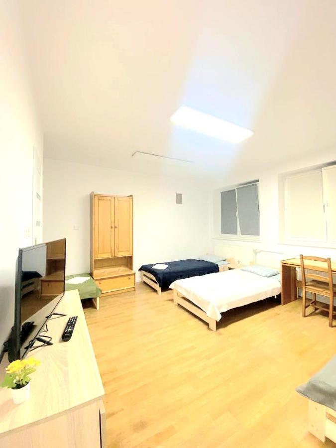 Hostel Warszawa Ursynow Exterior foto